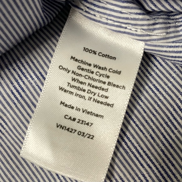 Talbots Intricate Paisley button down - Picture 8 of 8